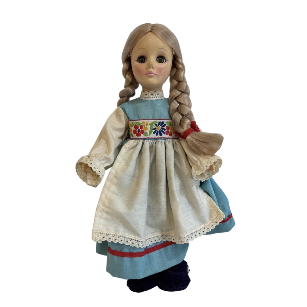 Vintage Effanbee International Doll 11" 1976 Holland Blonde Braids Sleeping Eyes